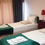 Apartment Familiar No Centro De Gaia *