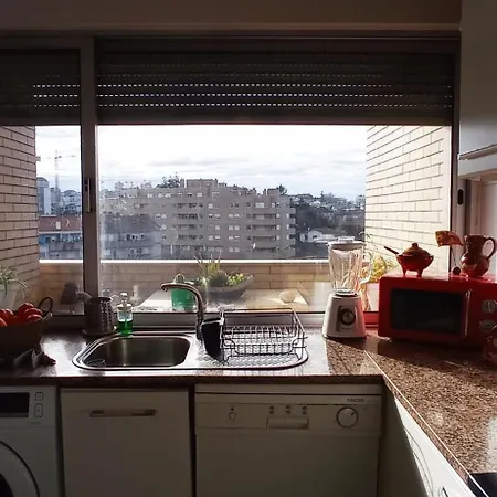 Familiar No Centro De Gaia