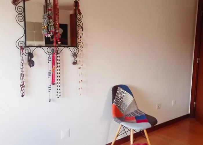 Familiar No Centro De Gaia *