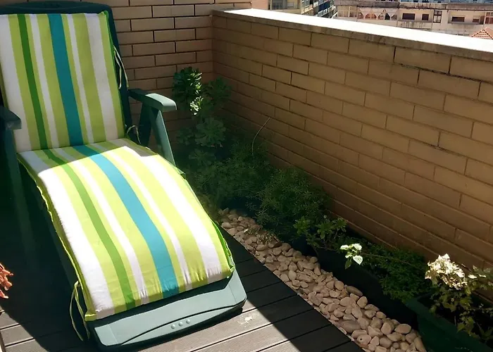 Familiar No Centro De Gaia *